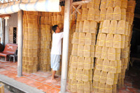 Làng nghề ở miền Tây ăn nên làm ra nhờ mùa lũ ảnh 6