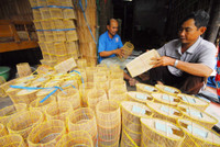 Làng nghề ở miền Tây ăn nên làm ra nhờ mùa lũ ảnh 2