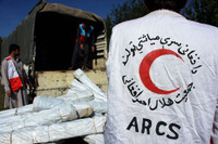 Ứa lệ trước cảnh tan hoang do động đất ở Nam Á - ảnh 4