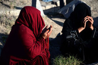 Ứa lệ trước cảnh tan hoang do động đất ở Nam Á - ảnh 3