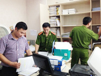 Cận cảnh ""kho"" tiền tỉ khi bắt giữ sàn vàng Khải Thái ảnh 2