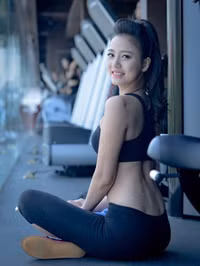 Những nữ sinh sư phạm nổi tiếng vì xinh ảnh 2