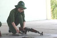 Tân sinh viên nỗ lực rèn luyện trên thao trường ảnh 8