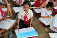 144 tủ sách và bữa tiệc trung thu sớm thắp sáng nụ cười Mường Lát ảnh 7 144 tủ sách và bữa tiệc trung thu sớm thắp sáng nụ cười Mường Lát ảnh 7