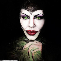 Vẽ mình thành người nổi tiếng ảnh 1