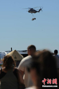 Mục kích dàn máy bay “khủng” của Mỹ phô diễn ảnh 13