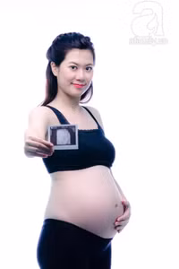 bộ ảnh bầu chồng chụp cho vợ