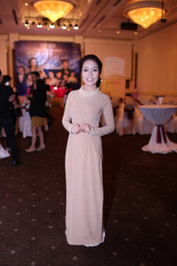 Quang Lê tình tứ ôm eo “bạn gái tin đồn” xinh đẹp ảnh 7 lưu ngọc hà