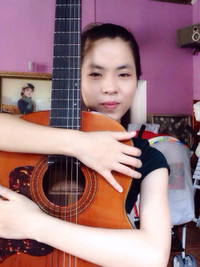 Gặp hotgirl guitar đình đám trên Youtube ảnh 1