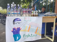 Những món quà của sinh viên tiếp sức mùa thi ảnh 2