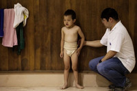 Ben trong cac cau lac bo sumo cho tre em o Nhat Ban