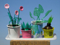 Tác phẩm sống động từ nghệ thuật cắt tỉa vỏ chai ảnh 1