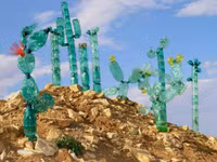 Tác phẩm sống động từ nghệ thuật cắt tỉa vỏ chai ảnh 4