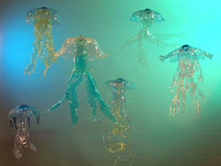 Tác phẩm sống động từ nghệ thuật cắt tỉa vỏ chai ảnh 12