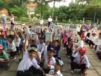 Cà Mau: Chung tay chăm lo HS nghèo trước thềm năm học mới ảnh 3 Cà Mau: Chung tay chăm lo HS nghèo trước thềm năm học mới ảnh 3