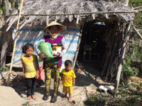 Cà Mau: Chung tay chăm lo HS nghèo trước thềm năm học mới ảnh 7 Cà Mau: Chung tay chăm lo HS nghèo trước thềm năm học mới ảnh 7