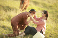 Bộ ảnh cưới ""Chí Phèo - Thị Nở"" của cặp đôi 9x Hà Thành ảnh 8 Xem bộ ảnh cưới đậm chất Bắc Bộ của cặp đôi 9X Hà Thành - 8