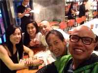 Tăng Thanh Hà khoe bụng bầu, rạng rỡ trong bữa tiệc tân niên ảnh 10