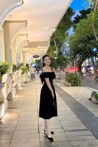 Giảm cân thành công, Phan Như Thảo khoe eo thon bất ngờ 