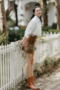 Giảm cân thành công, Phan Như Thảo khoe eo thon bất ngờ 