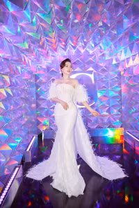 Bảo Thy khoe sắc vóc đẹp như 'tạc tượng' hậu giảm cân sau sinh 