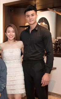 Hé lộ đám cưới bí mật của siêu mẫu Vĩnh Thụy, nhan sắc cô dâu vô cùng ấn tượng