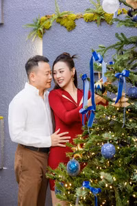 Sao Việt nô nức trang hoàng nhà cửa đón Giáng sinh