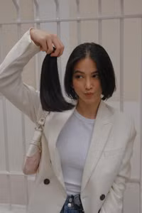 Diện mạo khác lạ của Hoa hậu Phương Khánh sau khi 'xuống tóc'