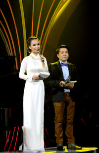 Giọng hát Phương Mỹ Chi vượt qua Hiền Thục? ảnh 1