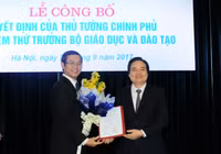Trao quyết định bổ nhiệm 2 tân Thứ trưởng Bộ GD&ĐT ảnh 1