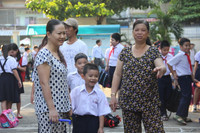  Học sinh TPHCM háo hức tựu trường ảnh 2