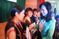 Giao lưu sôi nổi, nhẹ bớt băn khoăn ảnh 10