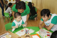 Hãy nắm tay mẹ chặt hơn ngày thường ảnh 8