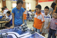 Học sinh Hà Nội hào hứng trước thềm Robothon quốc gia ảnh 16
