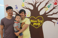 Hãy nắm tay mẹ chặt hơn ngày thường ảnh 3