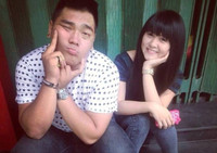 Những chuyện tình ""đũa lệch"" khiến dân mạng ngưỡng mộ ảnh 20