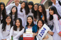 Hoc tro in anh thay giao than tuong ngay 20/11 - Anh 4