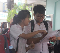 Thi vào lớp 10 tại TP.HCM: Đề Toán khó hơn năm ngoái, nhiều dữ liệu gần gũi với học sinh ảnh 3