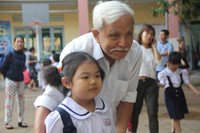  Học sinh TPHCM tựu trường năm học mới ảnh 5