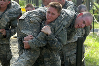 Bộ ảnh về 2 cô gái tạo nên lịch sử quân sự Mỹ ảnh 2