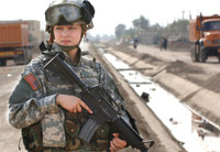 Bộ ảnh về 2 cô gái tạo nên lịch sử quân sự Mỹ ảnh 13