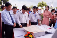 Đà Nẵng: Triển lãm Tư liệu báo chí về Hoàng Sa ảnh 1