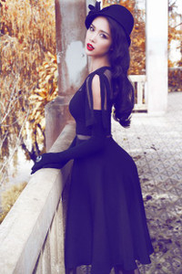 Top 5 Hoa hậu Việt Nam 2012 ngọt ngào với váy trễ vai ảnh 4