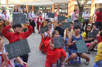 Học sinh hào hứng tham gia Ngày hội đọc sách và giao tiếp tiếng Anh ảnh 7