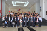 Đoàn cựu lưu học sinh Campuchia tham quan và giao lưu tại Trường ĐH Tôn Đức Thắng ảnh 7