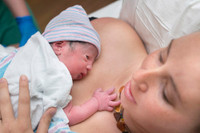 Bộ ảnh chân thực về ca đẻ thường của một nhiếp ảnh gia ảnh 13 Bộ ảnh chân thực về ca đẻ thường của một nhiếp ảnh gia - 13