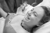 Bộ ảnh chân thực về ca đẻ thường của một nhiếp ảnh gia ảnh 7 Bộ ảnh chân thực về ca đẻ thường của một nhiếp ảnh gia - 7