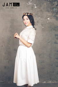 Ngắm vẻ đẹp tuổi 18 mơ mộng của Hoa hậu Kỳ Duyên ảnh 3