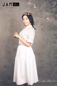 Ngắm vẻ đẹp tuổi 18 mơ mộng của Hoa hậu Kỳ Duyên ảnh 3