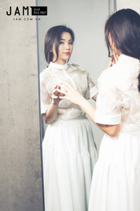 Ngắm vẻ đẹp tuổi 18 mơ mộng của Hoa hậu Kỳ Duyên ảnh 7